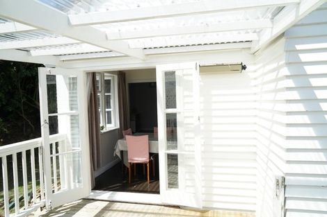 Photo of property in 56 Sunshine Avenue, Karori, Wellington, 6012