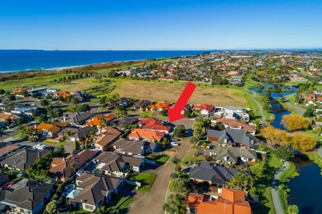 Photo of property in 18 Bermuda Drive, Papamoa Beach, Papamoa, 3118