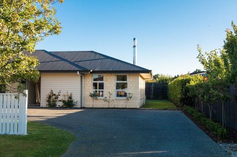 Photo of property in 8 Kitakita Grove, Motueka, 7120