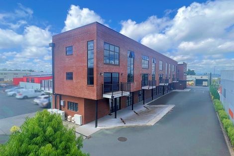 Photo of property in 110/2 Village Quarter Lane, Frankton, Hamilton, 3204