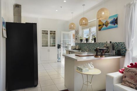 Photo of property in 1 Tyndall Street, Waiwhetu, Lower Hutt, 5010