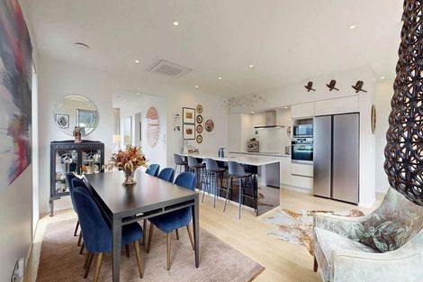 Photo of property in 98 Awa Road, Seatoun, Wellington, 6022