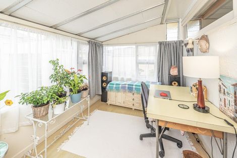 Photo of property in 1 Plunket Street, Durie Hill, Whanganui, 4500