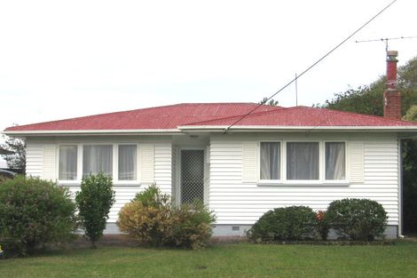 Photo of property in 1/17 Duncan Avenue, Te Atatu South, Auckland, 0610