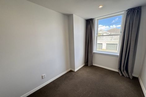 Photo of property in 77 Brougham Street, Mount Victoria, Wellington, 6011