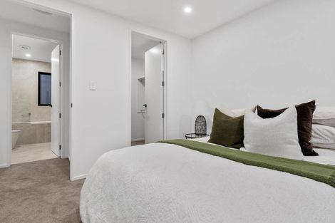 Photo of property in 9f O'donn Avenue, Beach Haven, Auckland, 0626