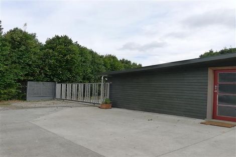Photo of property in 225 Hanham Road, Kumeu, 0891