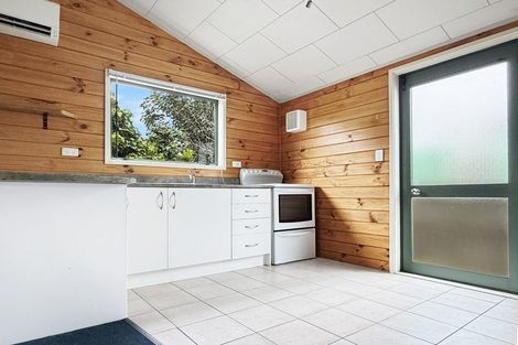 Photo of property in 1218 Norfolk Crescent, Mayfair, Hastings, 4122