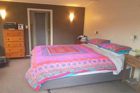 Photo of property in 12 Hillside Crescent, Westown, New Plymouth, 4310