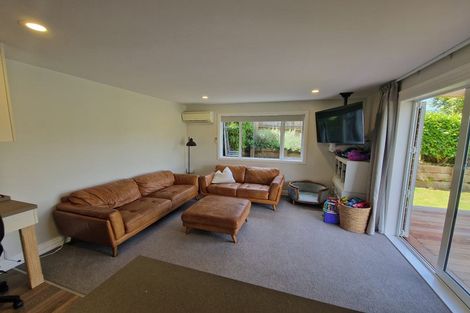 Photo of property in 6 Cosgrove Rise, Riverstone Terraces, Upper Hutt, 5018