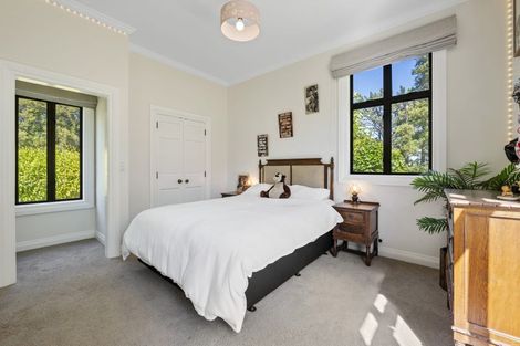 Photo of property in 221 Awai Road, Tarurutangi, New Plymouth, 4372