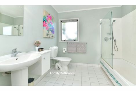 Photo of property in 60 Puhoi Road, Puhoi, Warkworth, 0994