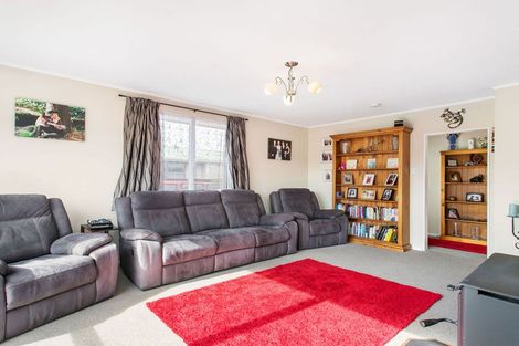 Photo of property in 39 Sandown Crescent, Aranui, Christchurch, 8061