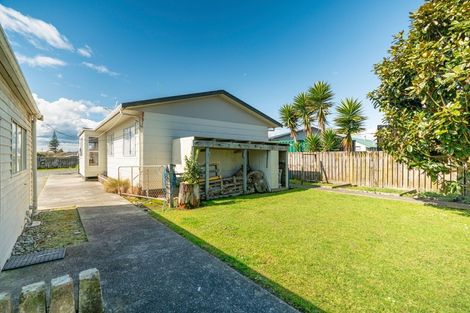 Photo of property in 45 Rangiuru Road, Otaki Beach, Otaki, 5512