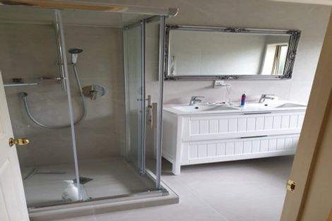 Photo of property in 31 Maghera Drive, East Tamaki Heights, Auckland, 2016