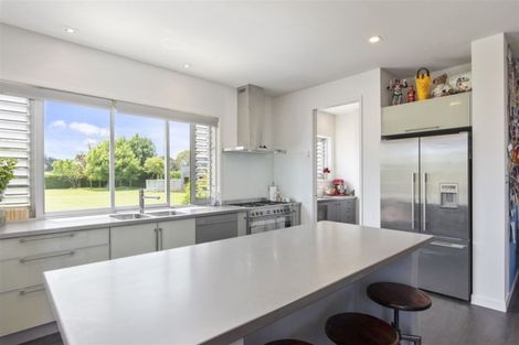 Photo of property in 24 Okarito Avenue, Levin, 5510