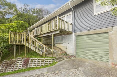 Photo of property in 29 Blue Mountains Road, Silverstream, Upper Hutt, 5019