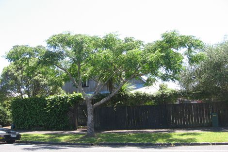 Photo of property in 25b Rotomahana Terrace, Remuera, Auckland, 1050