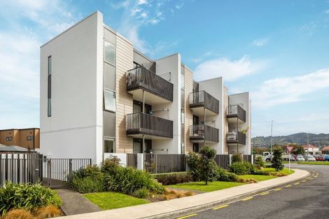 Photo of property in 104/94 Cambridge Terrace, Waterloo, Lower Hutt, 5011
