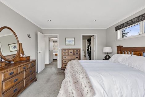 Photo of property in 1 Moncrieff Place, Wanaka, 9305