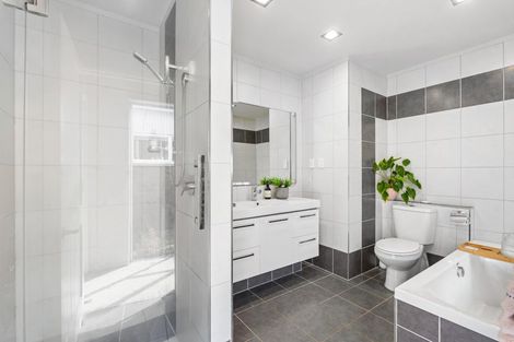 Photo of property in 55 Eureka Place, Parahaki, Whangarei, 0112