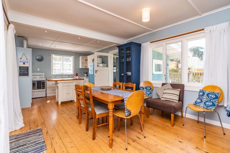 Photo of property in 28 Wood Street, Mangawhai Heads, Mangawhai, 0505