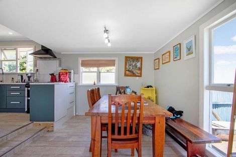 Photo of property in 99 Cornfoot Street, Castlecliff, Whanganui, 4501