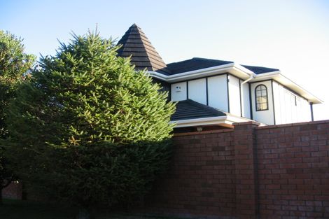 Photo of property in 3 Rangiora Street, Woburn, Lower Hutt, 5010