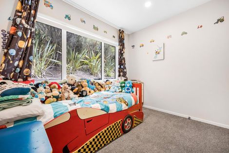 Photo of property in 15 Somerset Place, Stanmore Bay, Whangaparaoa, 0932