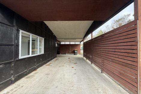 Photo of property in 115 Riverhead Road, Kumeu, 0892