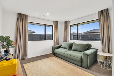 Photo of property in 13 Stackwood Avenue, Woodend, 7610