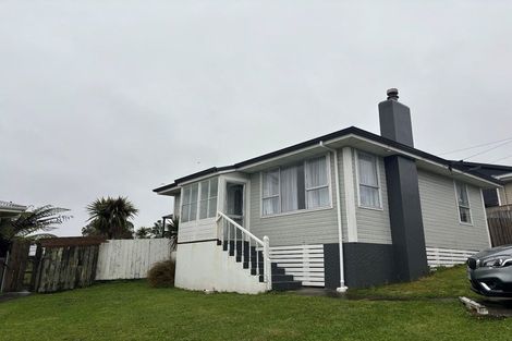 Photo of property in 5 Te Puke Street, Titahi Bay, Porirua, 5022