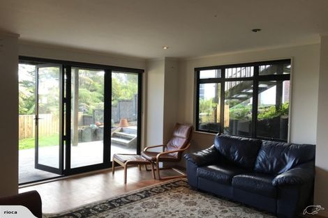 Photo of property in 38 Highland Avenue, Titirangi, Auckland, 0604