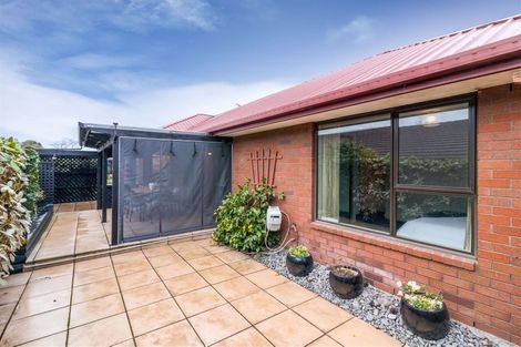 Photo of property in 1 Innisfree Place, Northwood, Christchurch, 8051