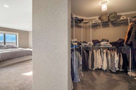 Photo of property in 10 Hardacre Place, Omarama, 9412