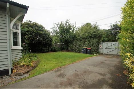 Photo of property in 4 Edward Avenue, Edgeware, Christchurch, 8013