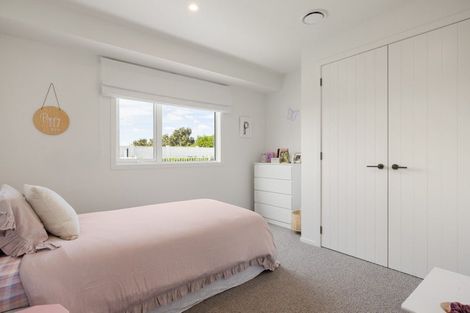 Photo of property in 22 Hugo Shaw Drive, Cambridge, 3434