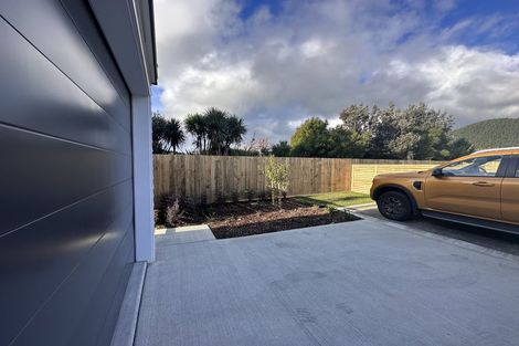 Photo of property in 26 Koru Loop, Paraparaumu, 5032