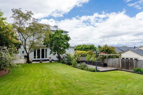 Photo of property in 5 Merlin Street, Roslyn, Dunedin, 9010