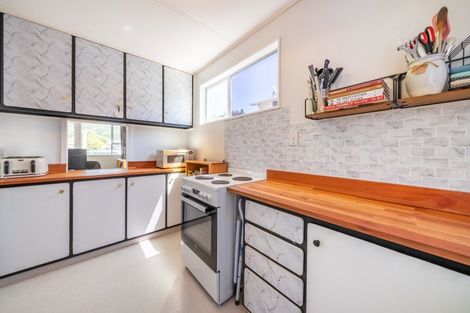 Photo of property in 6/100 Martin Street, Wallaceville, Upper Hutt, 5018