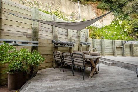 Photo of property in Waterfront Apartments, 5/309 Wakefield Quay, Stepneyville, Nelson, 7010