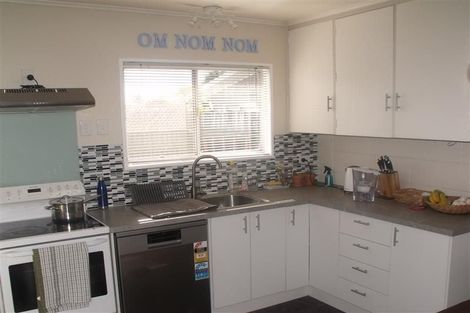 Photo of property in 2/24 Coventry Avenue, Tamatea, Napier, 4112