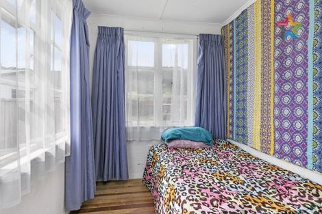 Photo of property in 17 Gibson Crescent, Naenae, Lower Hutt, 5011