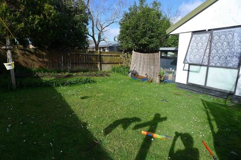 Photo of property in 2 Cameron Place, Ranui, Auckland, 0612