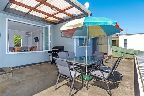 Photo of property in 118 Newcastle Street, Mahia, Nuhaka, 4198