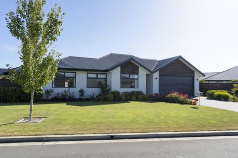 Photo of property in 41 Watkins Drive, Rangiora, 7400