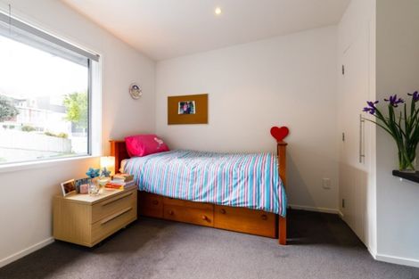Photo of property in 5c Salmont Place, Kelburn, Wellington, 6012