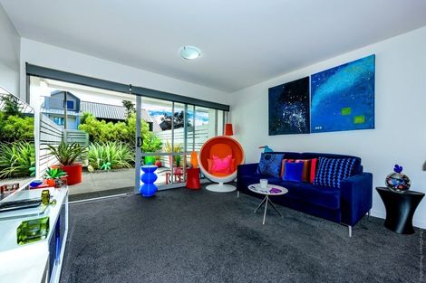 Photo of property in 2/180 Peterborough Street, Christchurch Central, Christchurch, 8013