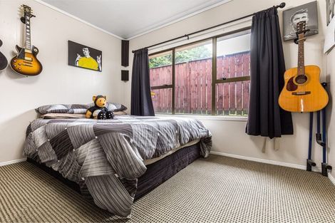 Photo of property in 106 Everglade Drive, Totara Heights, Auckland, 2105