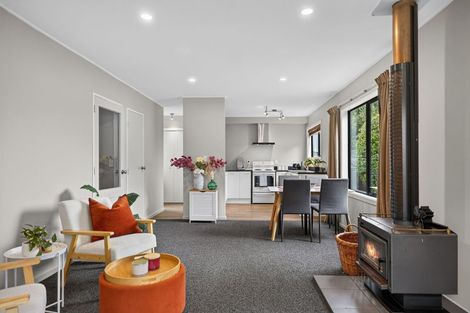 Photo of property in 6a Watts Road, Fernhill, Queenstown, 9300